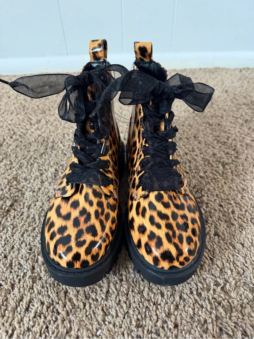 Art Class Girls Leopard Print Combat Boots Size 1 Chunky Lug Sole NWT
